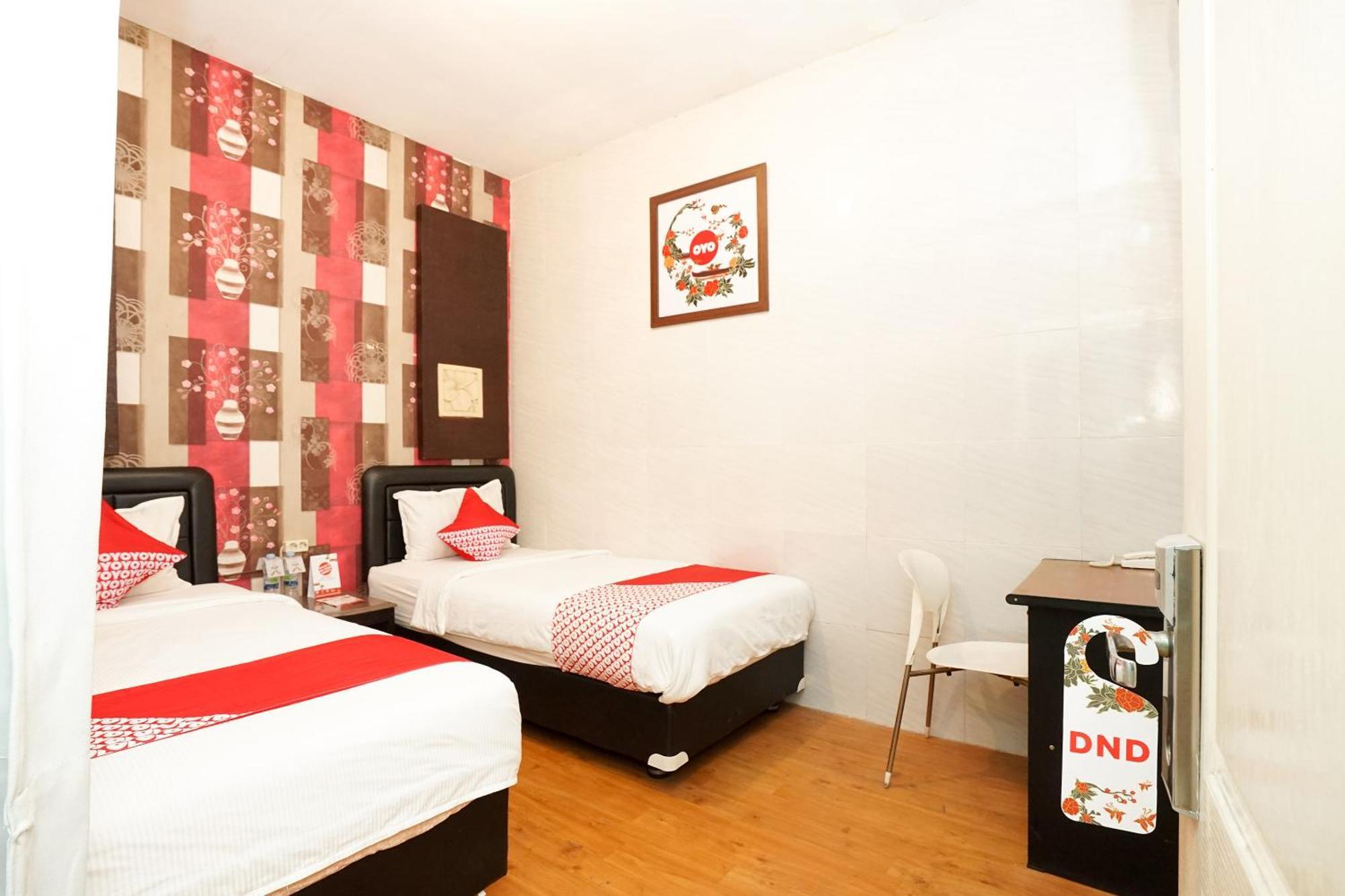 Oyo 425 Mojokerto Guesthouse Екстер'єр фото