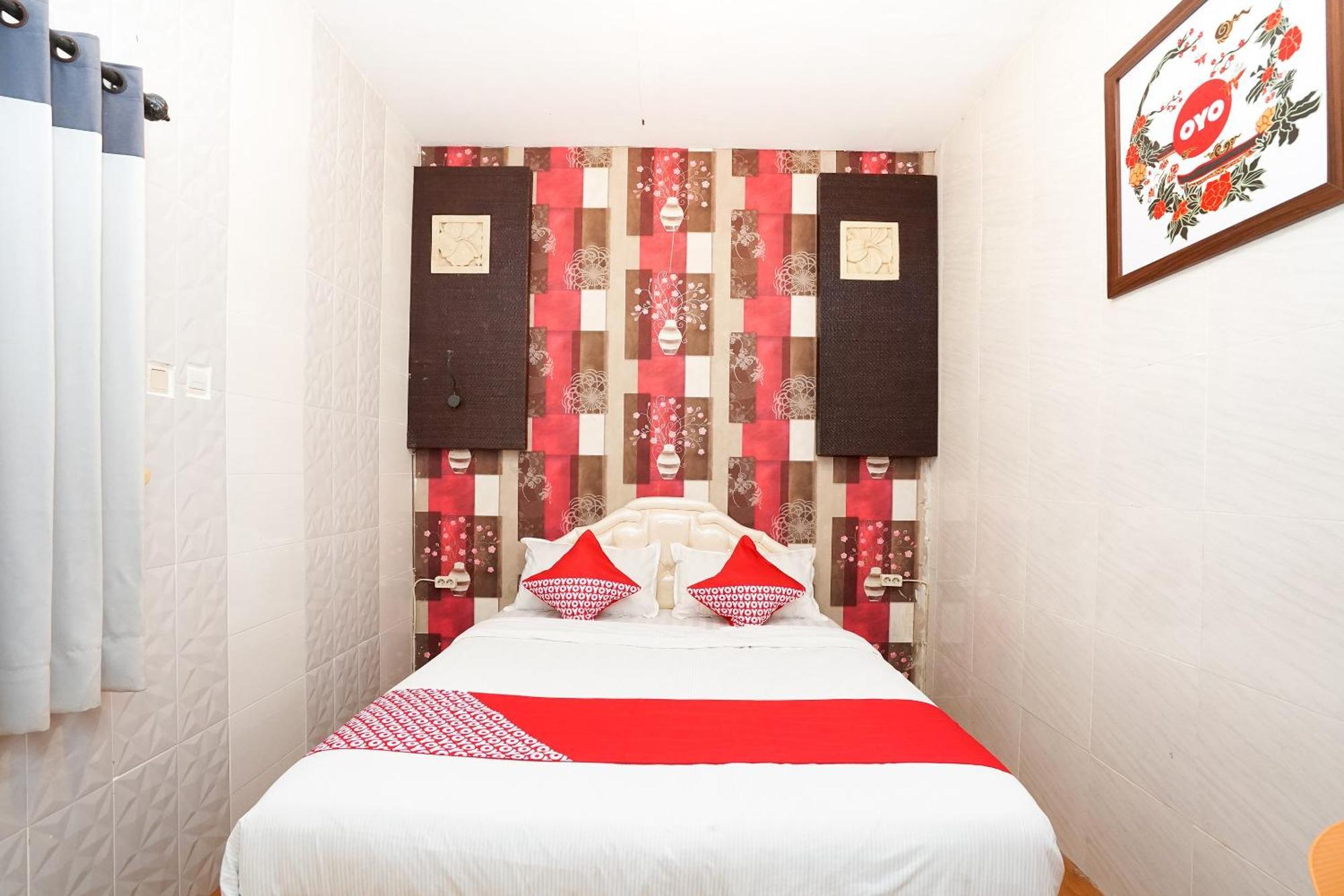 Oyo 425 Mojokerto Guesthouse Екстер'єр фото